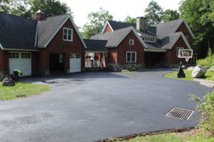 calculate cost to pave a driveway